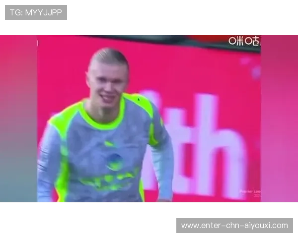 曼城连续短传压制对手，哈兰德小角度打门命中