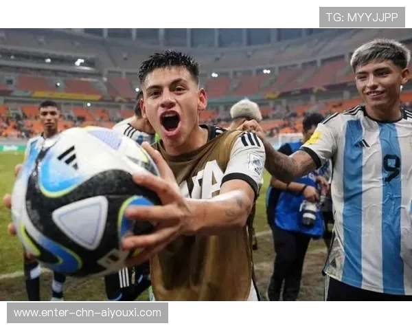 河床关键阶段，埃切维里站出来